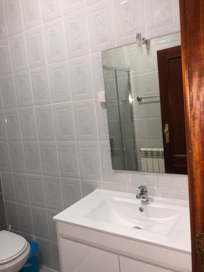 Restaurante Residencial Pizzaria S. Estevao アギアル・ダ・ベイラ エクステリア 写真