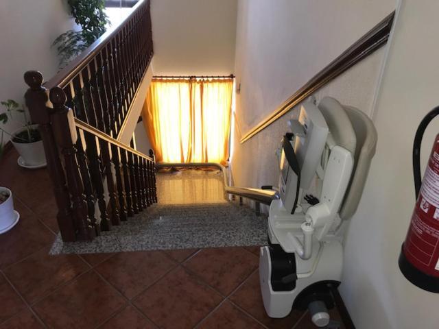 Restaurante Residencial Pizzaria S. Estevao アギアル・ダ・ベイラ エクステリア 写真